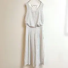 美品✨イング　ストライプオールインワン ワイドパンツ ノースリーブサロペット 白のサムネイル