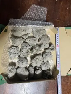 軽石 自然の恵み　約20個のサムネイル