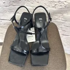 ZARA Tストラップサンダル ブラック 36（Ｂ-21）のサムネイル