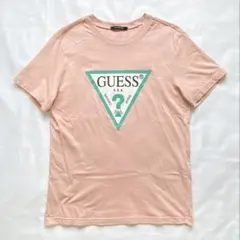「GUESS（ゲス）カラートライアングルロゴ クルーネックTシャツ・Mサイズ」のサムネイル