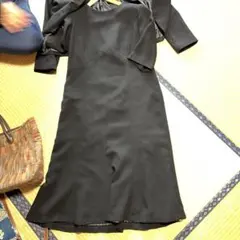アンサンブルブラックドレスとジャケットのセット 7号