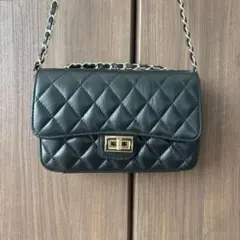 オウレンティ ショルダーバッグ 黒