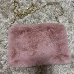 ピンクファーショルダーバッグ