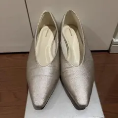 Au BANNISTER 最高パンプス 3cmヒール　シャンパンゴールドのサムネイル
