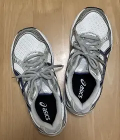 【asics】22.5cm ランニングシューズ　スニーカー　運動靴　アシックス