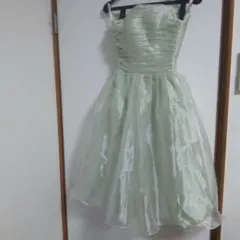 薄緑色 ストラップレス パーティードレス