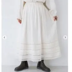 サマンサモスモス　kazumi コラボ　レーススカート　オフ