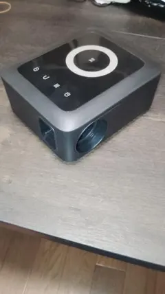 小型プロジェクター