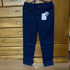 Item thumbnail for item 400f9835-ee03-4740-89c9-7920da4949bc