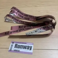 Aぇ! group Runway 銀テープ　落下物