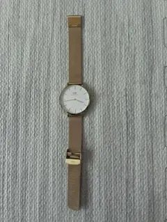Daniel Wellington 腕時計 ゴールド メッシュベルトのサムネイル