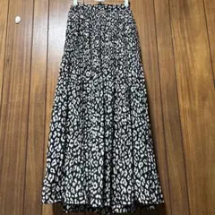 アズールバイマウジー　ヒョウ柄ロングスカート Sサイズ