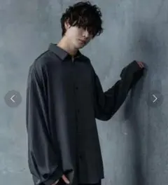 KUUUPY インバーテッドプリーツシャツ