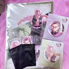 鬼滅の刃　無限城編　缶バッジ、フォトカード、クリアファイル