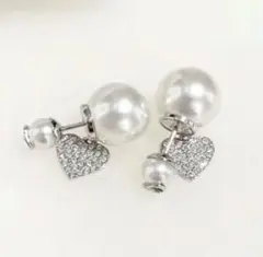 Dior Tribales ピアス