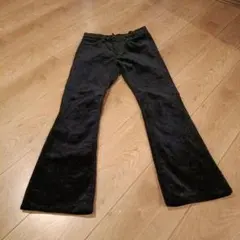 【UNIQLO】黒 コーデュロイ フレアパンツ 130cm