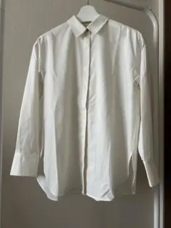 プラステ　ブラウス　白シャツ　襟付き