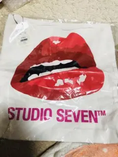 Item thumbnail for item 7a9cdaab-debe-4c96-961f-9fe32e0df96d