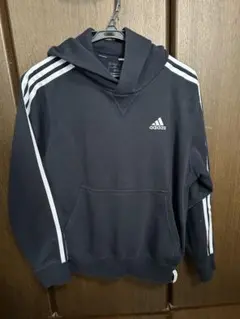 adidasパーカー１６０せんち