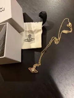 Vivienne Westwood ネックレス ゴールド