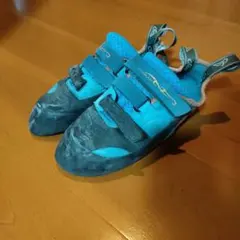 Item thumbnail for item 96fa6a2a-4bc1-42d5-927b-21e47300cbb2