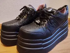 Item thumbnail for item 417decaa-7f82-4b34-872e-59809737a35b