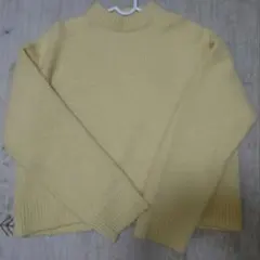 ZARA　イエロー　ニット