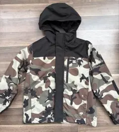 ディーシー　140㎝　ジャンパー　アウター　男の子　冬服