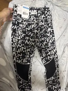 NIKE ロゴプリント レギンス