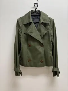 オリーブグリーン トレンチコート