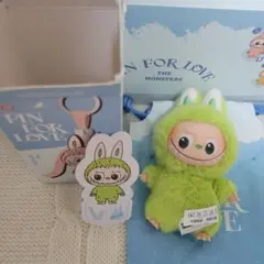 POPMART PIN FOR LOVE ぬいぐるみ ラブブ イニシャル 【V】