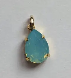 128 スワロフスキー　パシフィックオパール ペンダントトップ