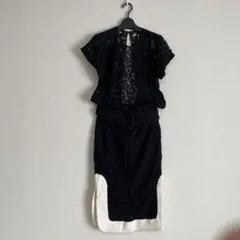 黒のレース半袖ドレス⭐️