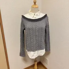 【axes femme】グレー オフショルダー ケーブル編みニット