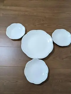 2026年最新】GIVENCHY 大皿の人気アイテム - メルカリ