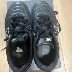 サッカーシューズ　ニューバランス　22センチ　JS43H BK2のサムネイル