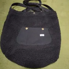 Lee ボアショルダーバッグ 黒