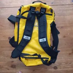 THE NORTH FACE ベースキャンプ ダッフル リュックのサムネイル