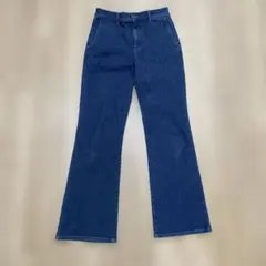 スリムフレアトラウザージーンズ