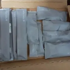 歯ブラシ　カミソリ　ホテル アメニティ グレー包装