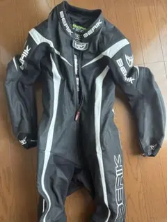 ベリック（54・XXL）ハイグレードモデル牛革レーシングスーツ新品未使用 Yahoo!オークション -「54 (ベリック berik)」(革ツナギ