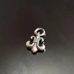 クロムハーツ フルール・ド・リス ペンダント ネックレストップ - メルカリ