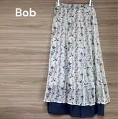 Bob 【M】ホワイト　ネイビー　花柄　フレアスカート ミモレ丈　爽やか