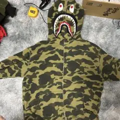A Bathing Ape シャークパーカー