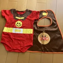 アンパンマン風ロンパースとマントセット