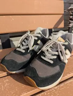 New Balance スニーカー 　ブラック　27.5cm