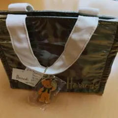 ハロッズ　ビニールバッグ　チャーム付き