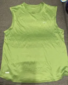 NIKE ドライフィット　タンクトップ　M