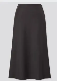 UNIQLO サテン　フレアスカート