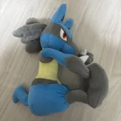 早い者勝ち送料無料 ポケモン色違いルカリオぬいぐるみ - メルカリ
